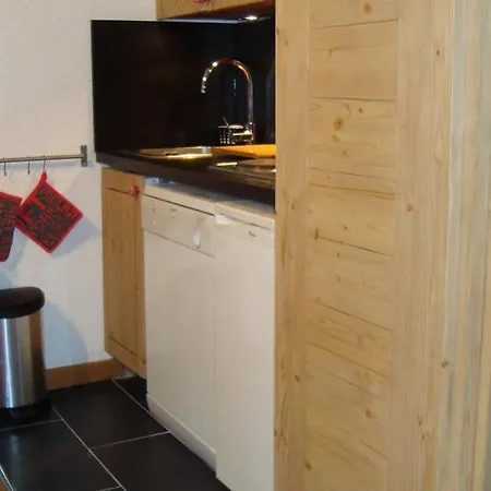 2 Bedrooms 6 Persons Next Slopes Daire